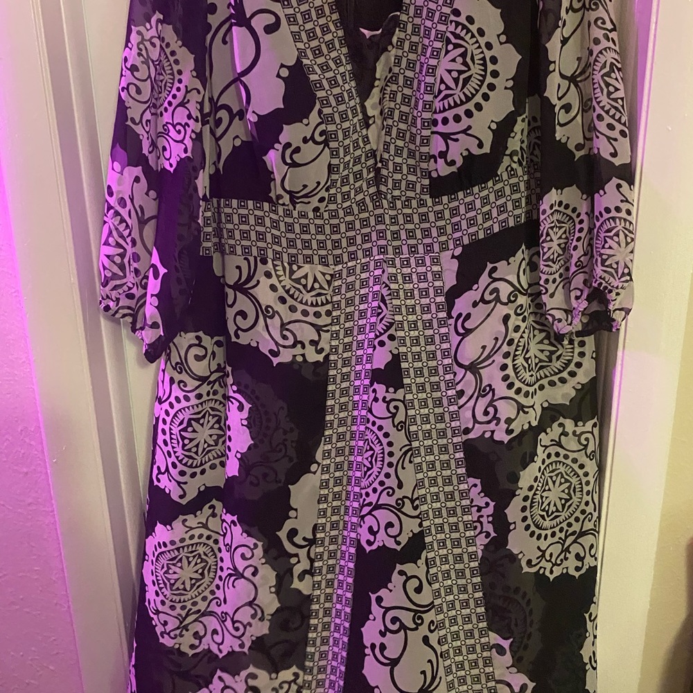 Plus Size Dress - Picture 3 of 6